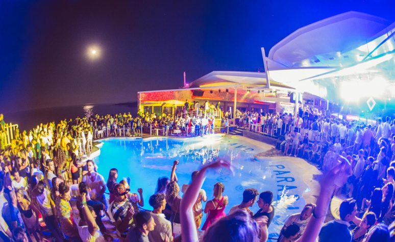 Mykonos, Cavo Paradiso